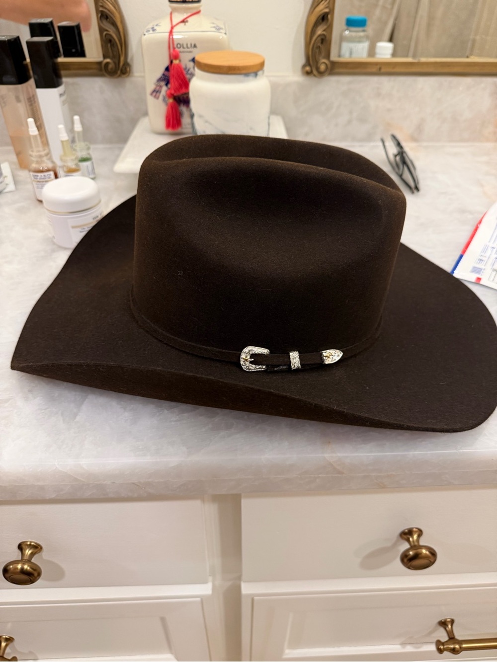 Men's Dark Brown Felt Western Hat with Silver Buckle Accent